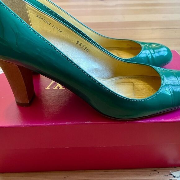 J. Crew patent leather midheels in bright peacock. Size 8.5z - Picture 7 of 14